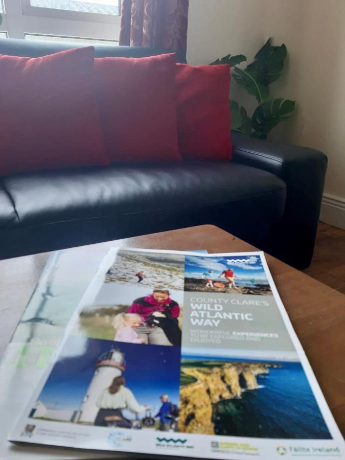 Kilkee Bay Apartments Esterno foto