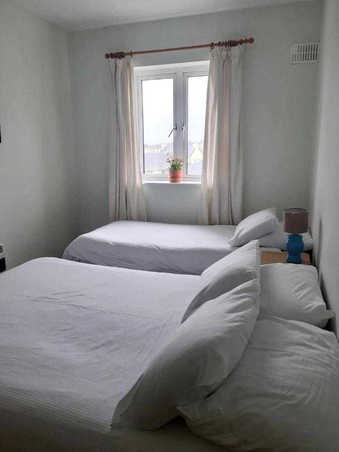 Kilkee Bay Apartments Esterno foto